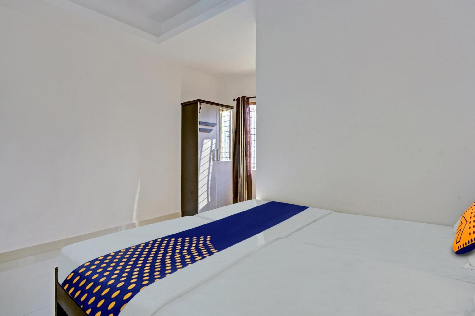 Hotel O Royal Residency Erattupetta Kültér fotó